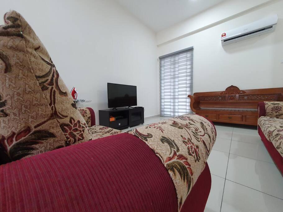 3Storey House 13Pax Family Suite Bayan Lepas Eksteriør bilde