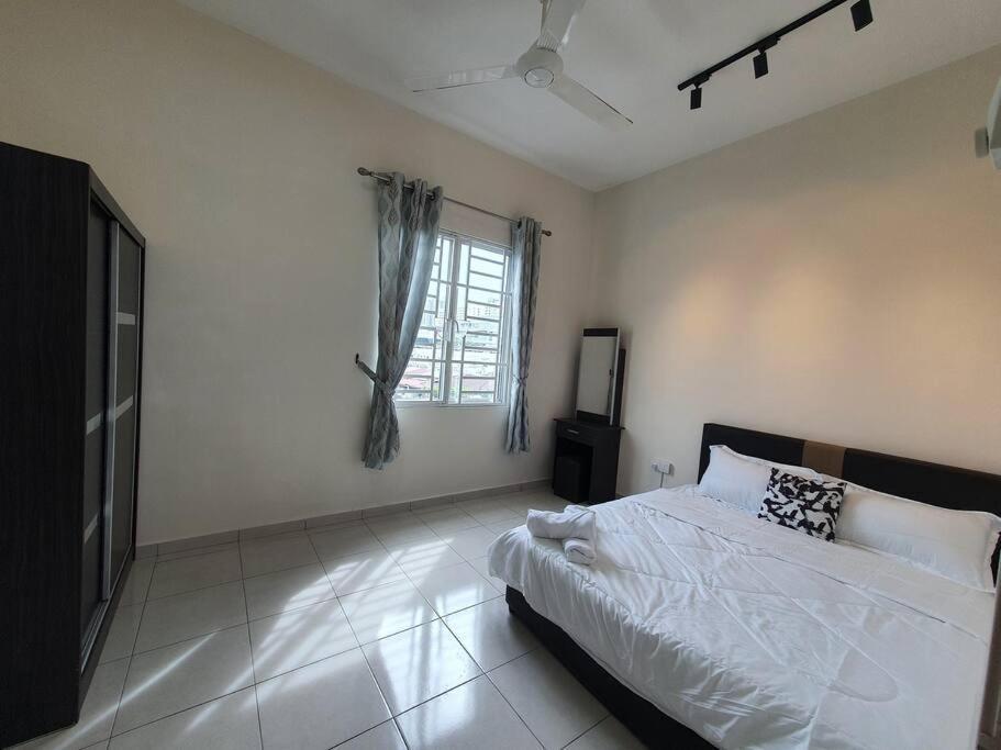 3Storey House 13Pax Family Suite Bayan Lepas Eksteriør bilde